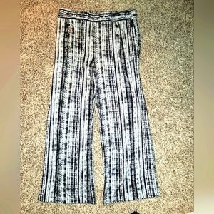 ROBERT LOUIS Pallazzo XL Tye Dye Black White Grey Silky Super Flattering Comfy